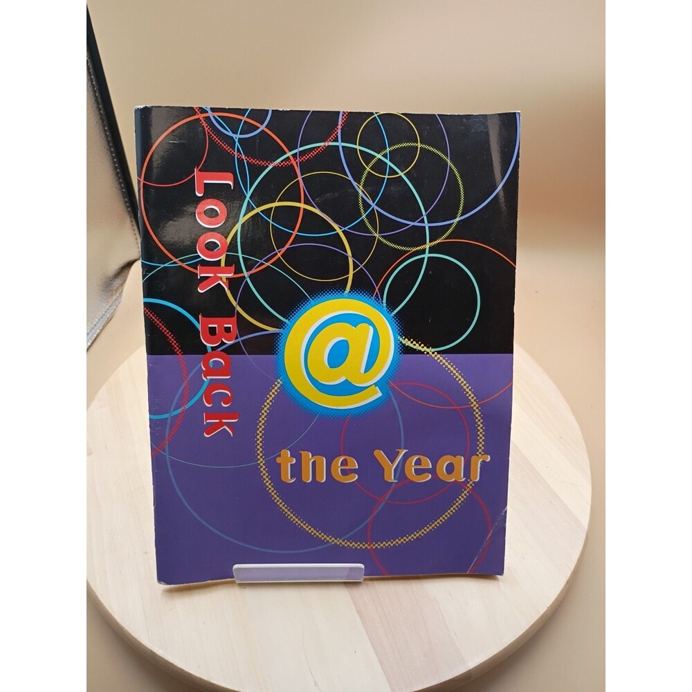 Look @ the Year Triway local Elementary schools Wooster, Ohio 1998-1999 Yearbook